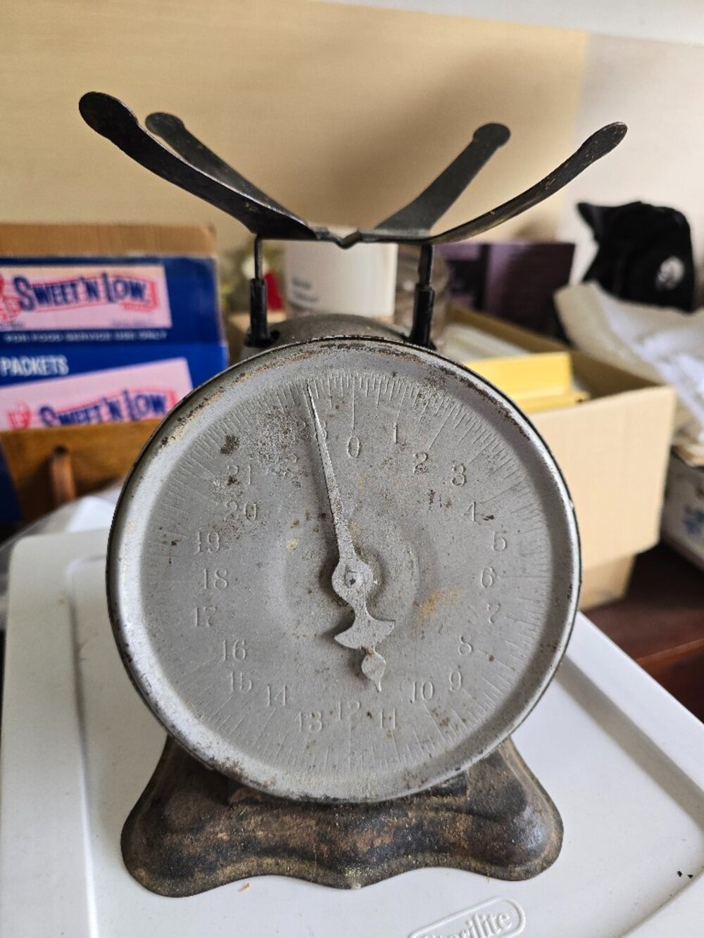 Antique Triner Scale & Mfg Co. Mechanical Countertop Scale - Patented 1906